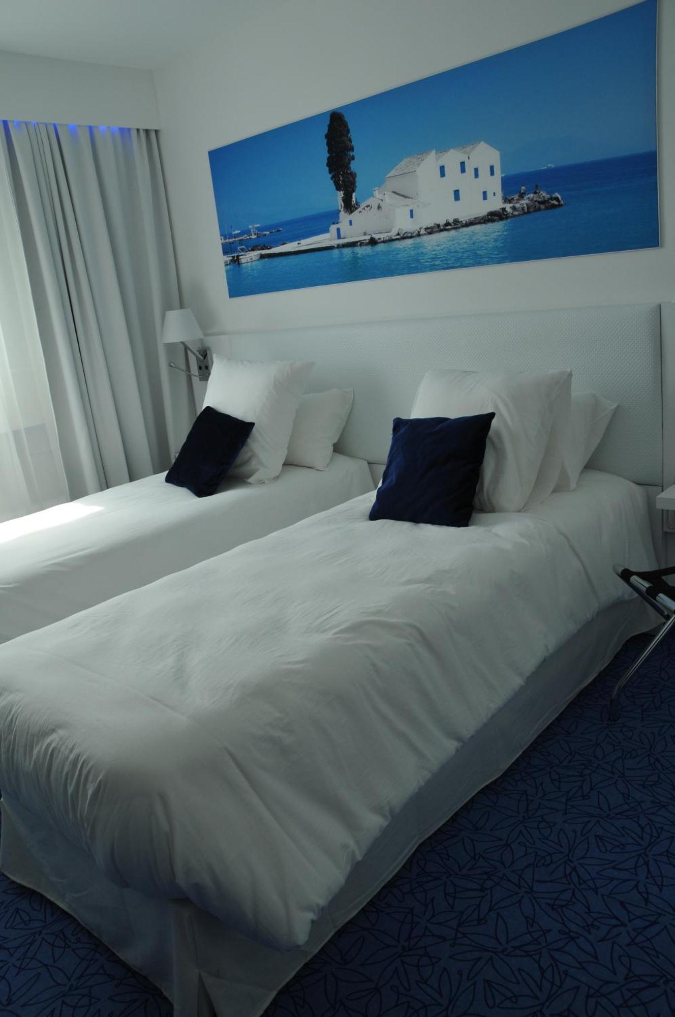 Privilege Hotel & Apparts Eurociel Centre Comedie Montpellier Buitenkant foto