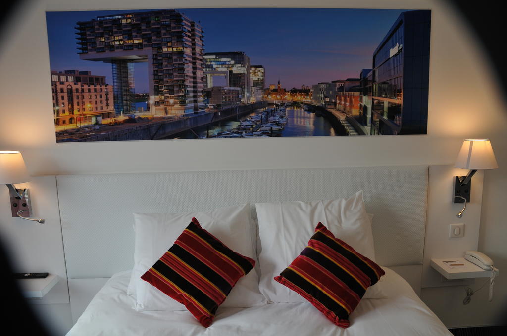 Privilege Hotel & Apparts Eurociel Centre Comedie Montpellier Buitenkant foto