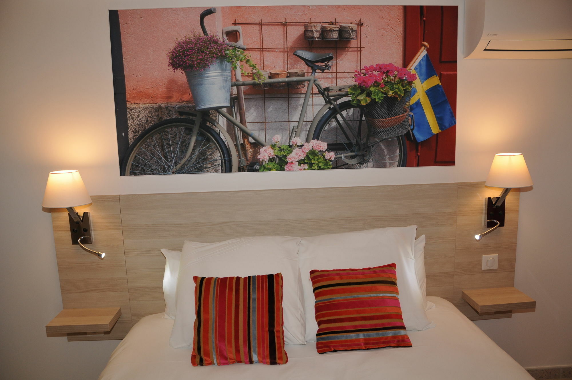 Privilege Hotel & Apparts Eurociel Centre Comedie Montpellier Buitenkant foto