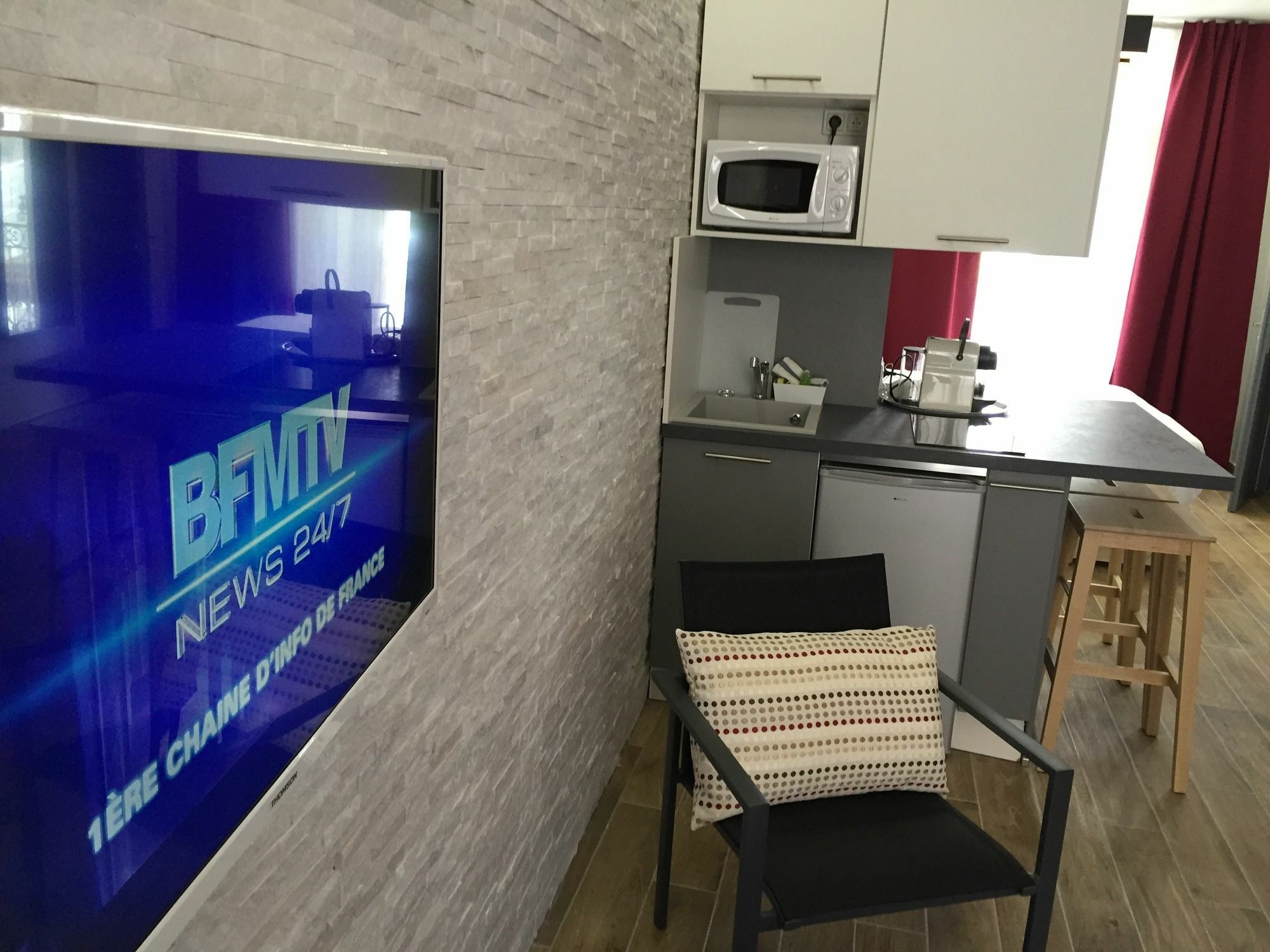 Privilege Hotel & Apparts Eurociel Centre Comedie Montpellier Buitenkant foto